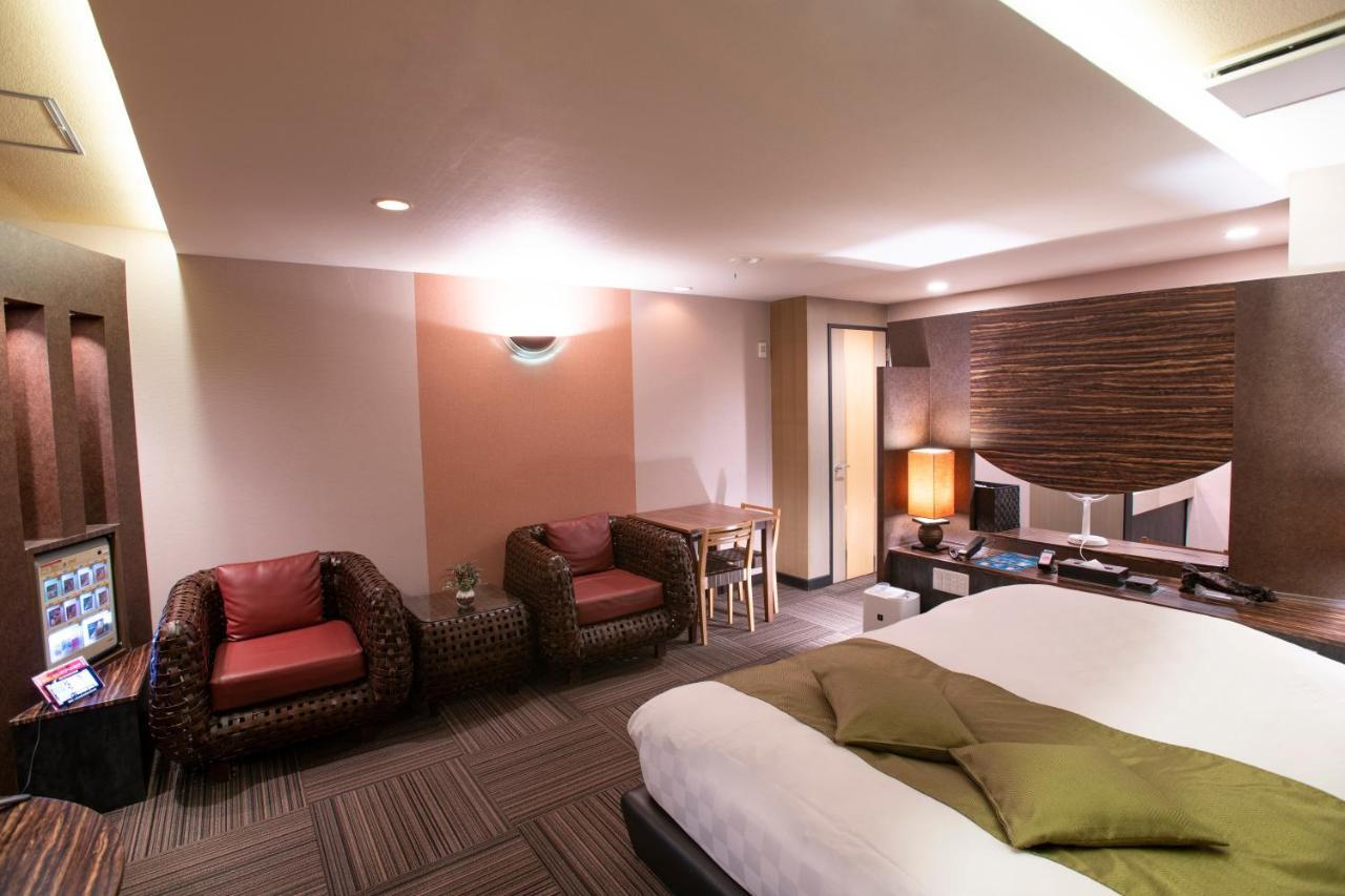 Hotel Apricot (Adults Only) Hirosima Kültér fotó